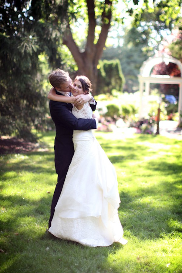 wedding walker kissing garden